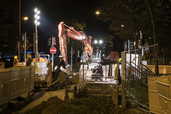 Byggepladsen overlever ikke uden belysning